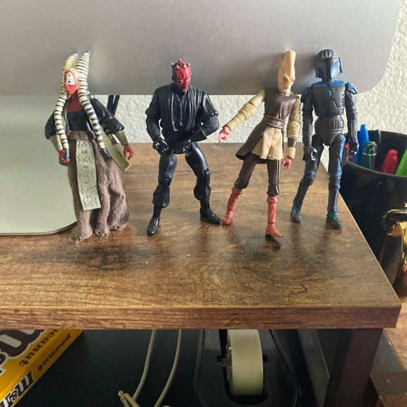 Star Wars Action Figure Set Of 4 Adi-Mundi, Shaak Ti, Pre Vizsla & Darth Maul 4” - Picture 3 of 9